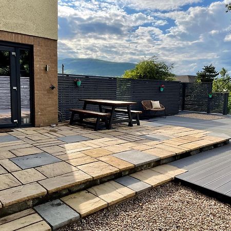 Stylish, Central Studio With Kitchen & Large Deck Форт-Уильям Экстерьер фото